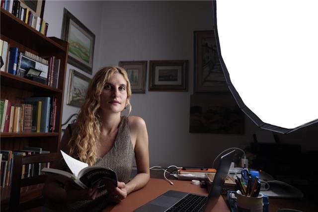 INSEGNANTE DI FILOSOFIA, STORIA, ITALIANO, SCIENZE UMANE OFFRE LEZIONI PRIVATE