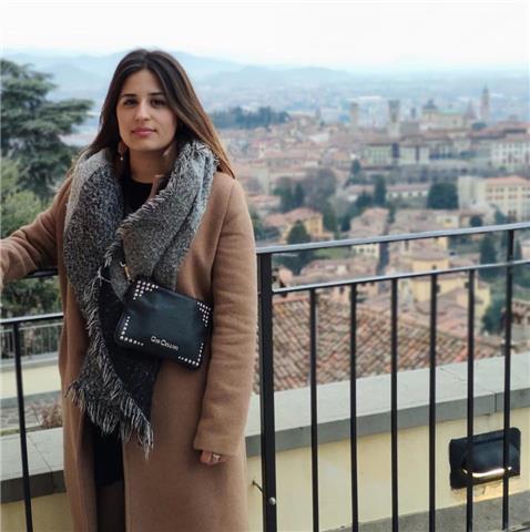 Sono una laureanda in lettere moderne