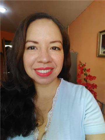 Soy una profesional en la enseñanza del inglés con más de 15 años de experiencia y he trabajado en todos los niveles de la educación pública y privada venezolana, en especial con jóvenes y adultos