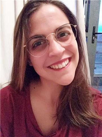 Se ofrecen clases de inglés y conversación