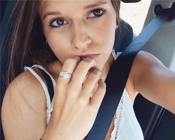 Estudiante de pedagogía se ofrece para el cuidado de niños pequeños por las tardes, ayuda a los deberes o clases de inglés en madrid centro