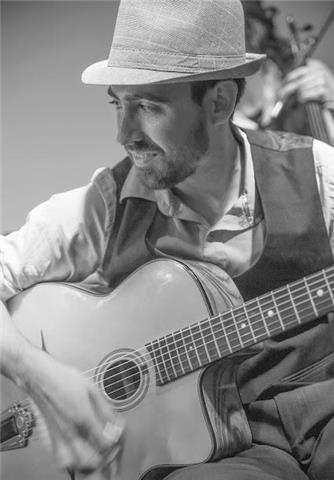 Clases de guitarra eléctrica, acústica y española en getafe