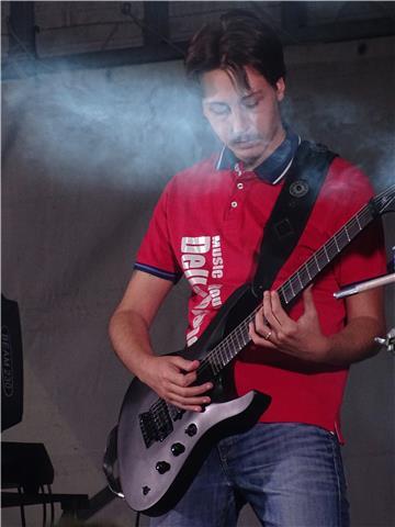 Lezioni di chitarra elettrica acustica per principianti