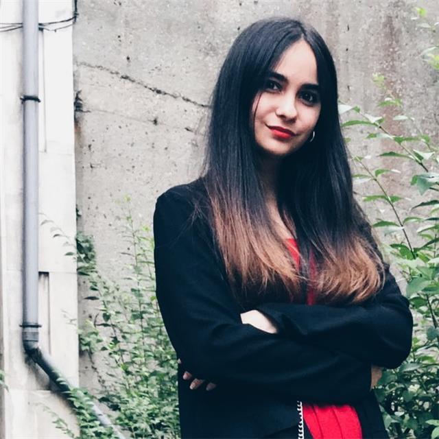 Maestra educación primaria bilingüe, con título advanced (c1) por la universidad de cambridge, se ofrece para dar clases a domicilio