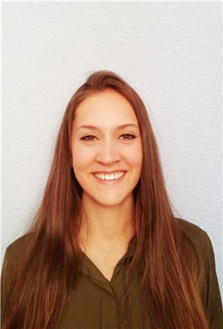 Ofrezco clases particulares de inglés, y apoyo a otras asignaturas. tengo experiencia con niños llevo 3 años dando clases de apoyo