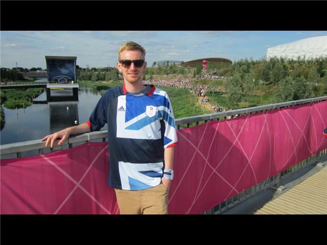 Profesor nativo inglés ofrece clases de conversación online