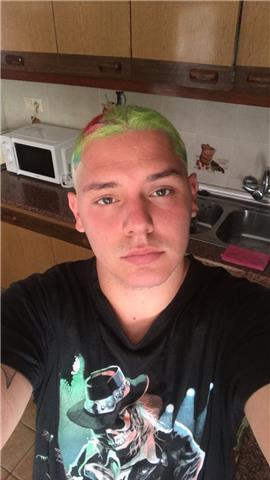 Estudiante de grado medio quiere enseñar matemáticas a alumnos con ganas de aprender