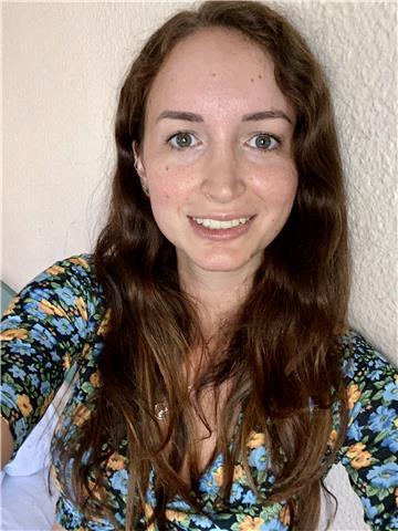 Profesora de inglés cualificada y con experiencia internacional en EEUU e Inglaterra