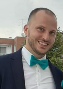 Sono un ragazzo di pordenone, laureato con 110 e lode in economia e gestione aziendale, offro ripetizioni di ragioneria ed economia aziendale