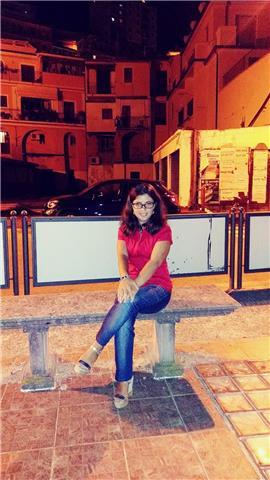 Mi chiamo Federica ho 25 anni posso dare lezioni private online di italiano, storia, geografia, letteratura, grammatica