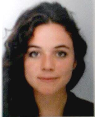 Profesora de francés ofrece clases particulares para mejorar su nivel oral y escrito. a traves de temas culturales franceses (musica, arte, literatura, cine, arquitectura, etc) revisamos nociones de gramatica, conjugacion y pronunciacion