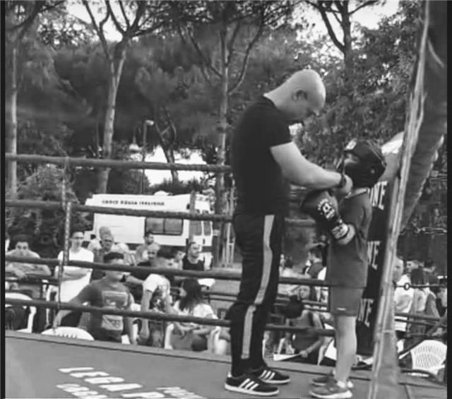 Eseguo lezioni di boxe, pugilato