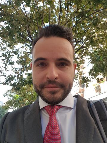 Doy clases de marketing online, desarrollo web con wordpress, enseño también seo nivel básico, etc