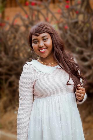 Professeur d' Anglais pour adultes et enfants) je donne des cours en ligne