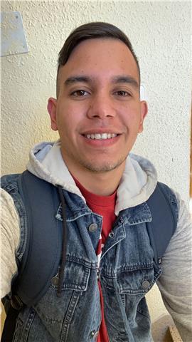 Puedo dar clases de inglés ya que me capacite para English for academic purposes, presente el TOEFL test para poder validar mis conocimientos/