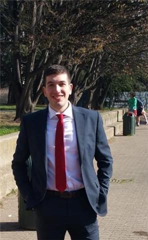 Laureando magistrale in ingegneria Meccatronica al Politecnico di Torino, impartisce lezioni/ripetizioni di matematica, algebra fisica e materie scientifiche. Le lezioni sono rivolte a studenti di scuole medie e superiori