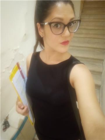 Insegnante per ripetizioni per ragazzi di scuola elementare, medie e biennio di scuole superiori