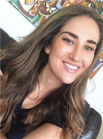 Profesora de inglés que ofrece clases particulares tanto online como presenciales en Madrid