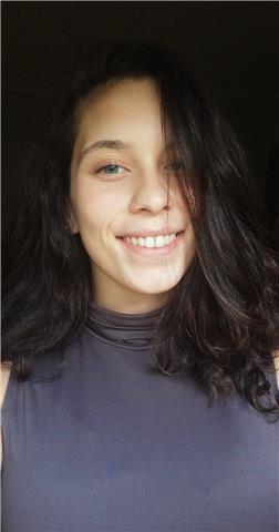 Estudiante con nivel b2 de inglés. ofrezco clases particulares a niños de primaria del temario que estén dando en la escuela, además de ayudarles a desarrollar sus capacidades con el habla inglesa