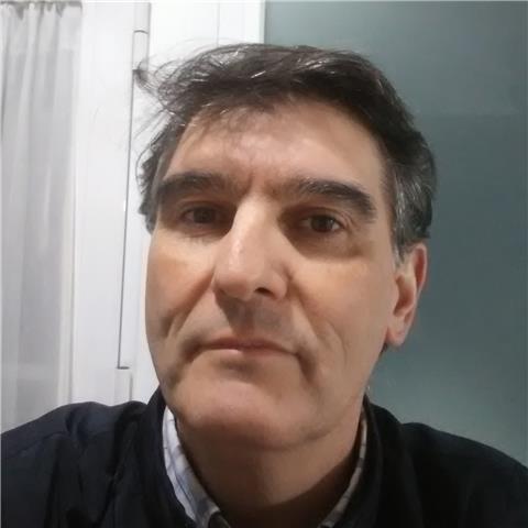 Profesor de inglés con más de 20 años impartiendo dicho idioma a particulares, academias e institutos