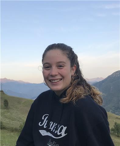 Estudiante de derecho se ofrece para dar clases de latin (para nivel de bachillerato y 4 de la eso), clases de catalán y de castellano por la zona de girona