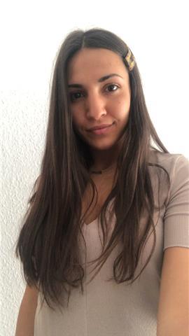 He estudiado ade en ma ugr y tengo un nivel avanzado de italiano ya que he vivido allí durante un año