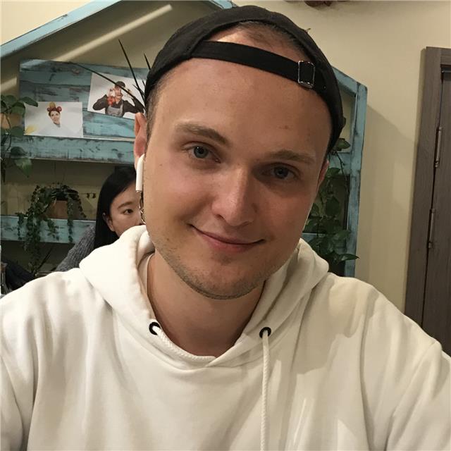 Profesor de noruego con experiencia en it y negocios. hablo 9 idiomas