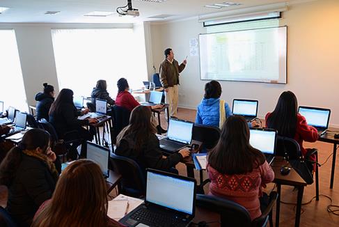 CLASES DE COMPUTACION A DOMICILIO DE LUNES A VIERNES