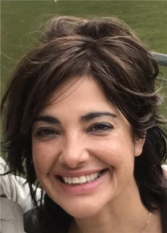 Clases a niños , de apoyo y paralelas a cursos escolares , de instituto y bachillerato , profesora titulada , horarios flexibles, precios convenientes