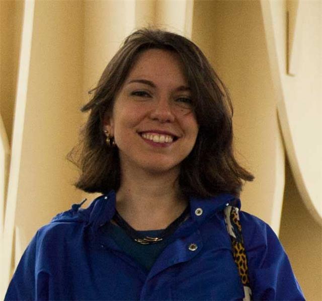 Laureata con Dottorato di Ricerca offre lezioni di italiano, latino, scrittura e esposizione
