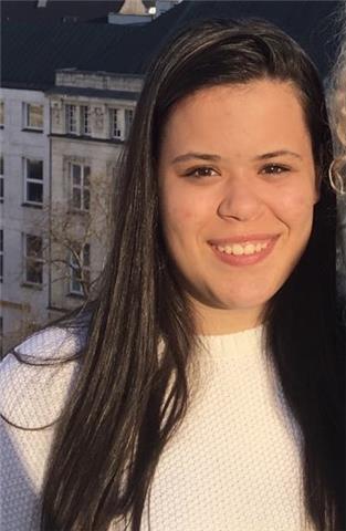 Profesora de matemáticas y tecnología para alumnos de primaria y la eso