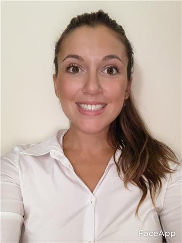 Estudiante de último año de economía y turismo. soy una persona dinámica que ofrece clases particulares de matemáticas