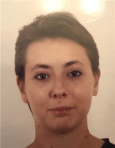 Ragazza diplomata 19enne con nuovo metodo di insegnamento