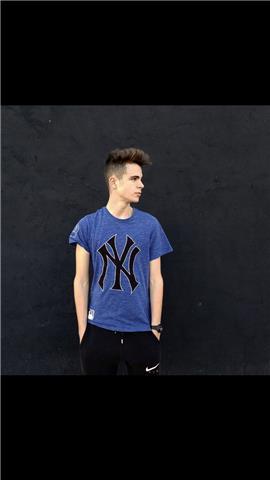 Estaria interessado en dar classes de matematicas a chicos de eso y bachillerato. tambien daria de economia, prioritariamente en bachillerato