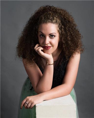 Laureata magistrale italo-canadese offre lezioni di inglese, francese e tedesco a tutti i livelli. prima lezione gratuita!