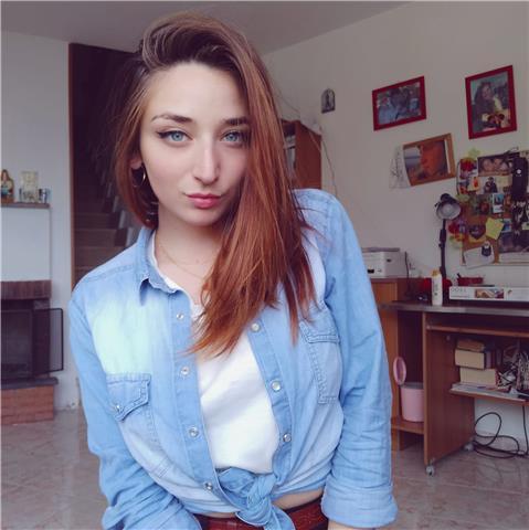 Laureanda in inglese offre lezioni di lingua inglese, a partire dalle basi della grammatica