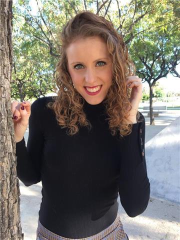 High Qualified English Teacher (Available)