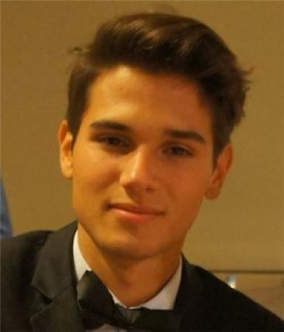 Sono un giovane laureato in psicologia (laurea triennale), e attualmente sono iscritto a un corso magistrale in Psicologia dello sviluppo e dell'educazione offre ripetizioni in Psicologia e materie riguardanti le scienze umane. Massima serietà e competenz