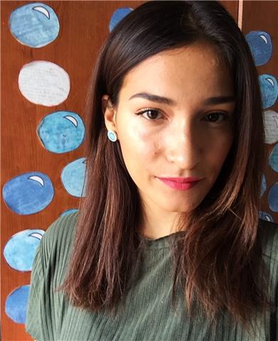 Insegnante madrelingua spagnola, sono una studentessa laureanda in scienze giuridiche per l'amministrazione