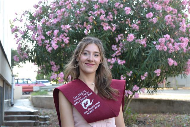 Profesora de repaso pirmaria, eso o bachillerato de humanidades