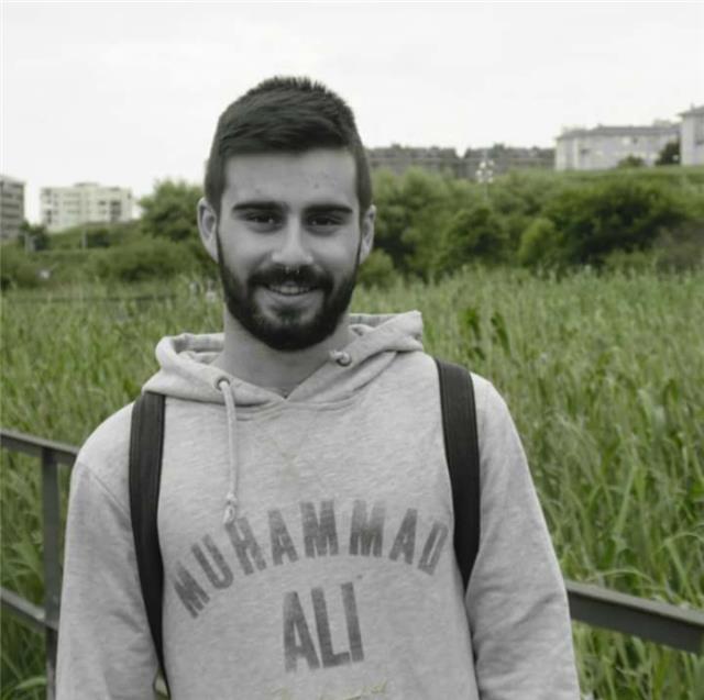 Graduado en ingeniería química da clases de matemáticas y física