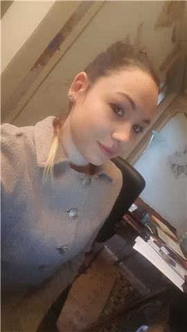Ballerina danza del ventre disponibile per lezioni private