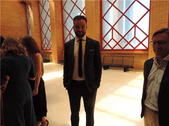 Profesor de matemáticas, imparte clases hasta 2 de bachiller