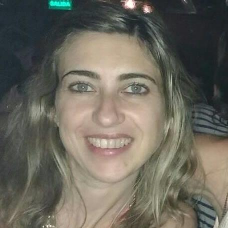Profesora de inglés. Inglés de negocios e inglés general