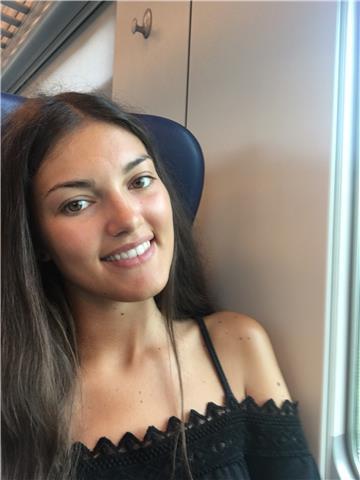 Studentessa laureata in Biologia Molecolare impartisce lezioni private e aiuto compiti in tutte le materie scientifiche e in inglese