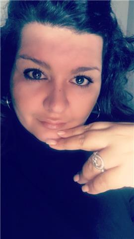 Se dan clases de economía, ade y derecho, de todas las asignaturas