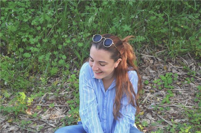 Doy clases de lengua castellano económicas. puedo dar clases de danza, lengua catalana, música... también todo económico. horario por determinar