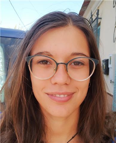 Profesora de pintura y dibujo para los niños y adultos