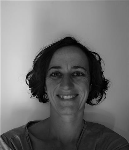 Profesora nativa de francés ofrece clases particulares