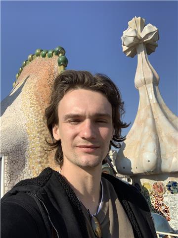 Profesor de ruso nativo, ofrece clases particulares de ruso para niños y adultos en barcelona y zona maresme